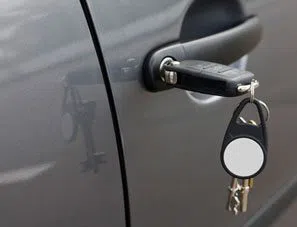 Golden Locksmith Services West Des Moines, IA 515-212-2090 - 21-Unlock-Car